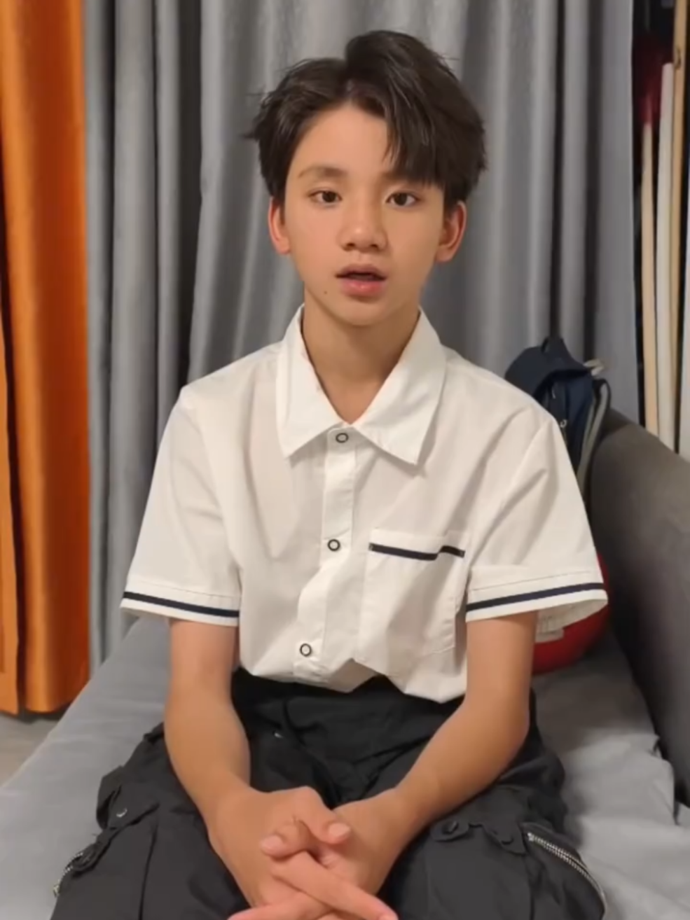 bakat ni bocil banyak bgt ga hanya akting ja tp apa ja didunia entertainment pasti bisa asal dia konsisten mau coba dan berusaha pasti sukses, kami hanya mendoakan yg terbaik buat masa dpnmu #lingjunxian凌俊贤 lingjunxian #凌俊贤 #aktorchinacilik #douyin抖音 