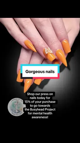 Know someone who’d love these nails? Share our video with them! Don’t forget to like, comment, and follow if you want to see more beautiful nail content! @luxapolish  #pressonnails #nailart #nailtutorial #naildesigns #nailinspo 