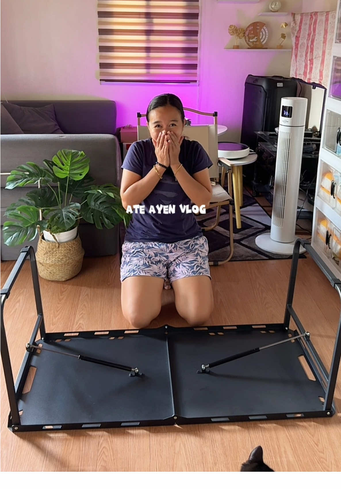 Grabe automatic na hindi kana mahihirapan mag assemble kapag gagamitin mo #fyp #tiktokph #ateayenvlog #automaticfoldingtable #hydrulictable #campingtable #foldingtable 