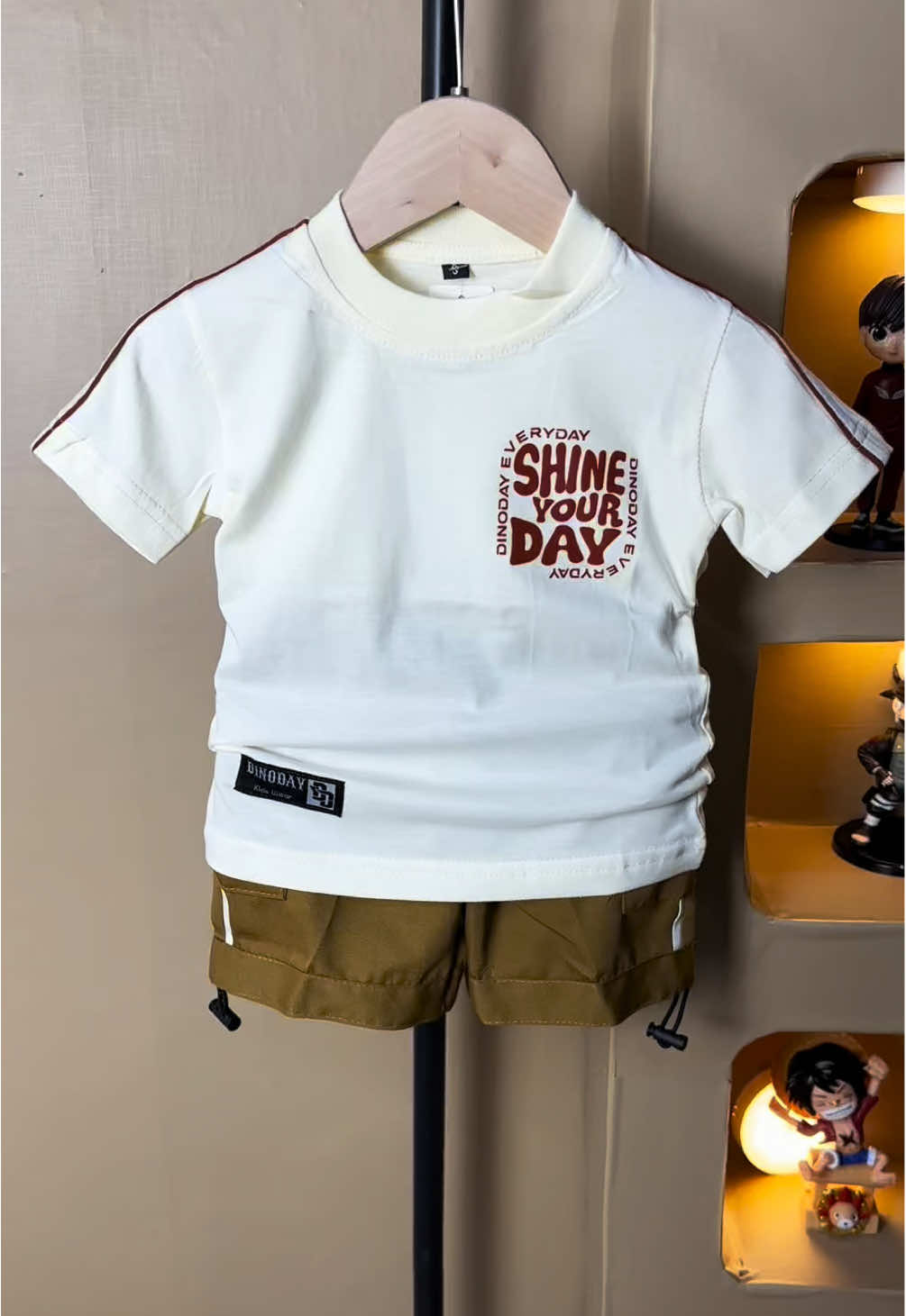 Demi apa CAKEP BGT‼️😍🔥🔥🔥 buruan co sekarang bun😭🔥 #setelananaklakilaki #outfitanak #kaosanakpremium #setelananakadem 