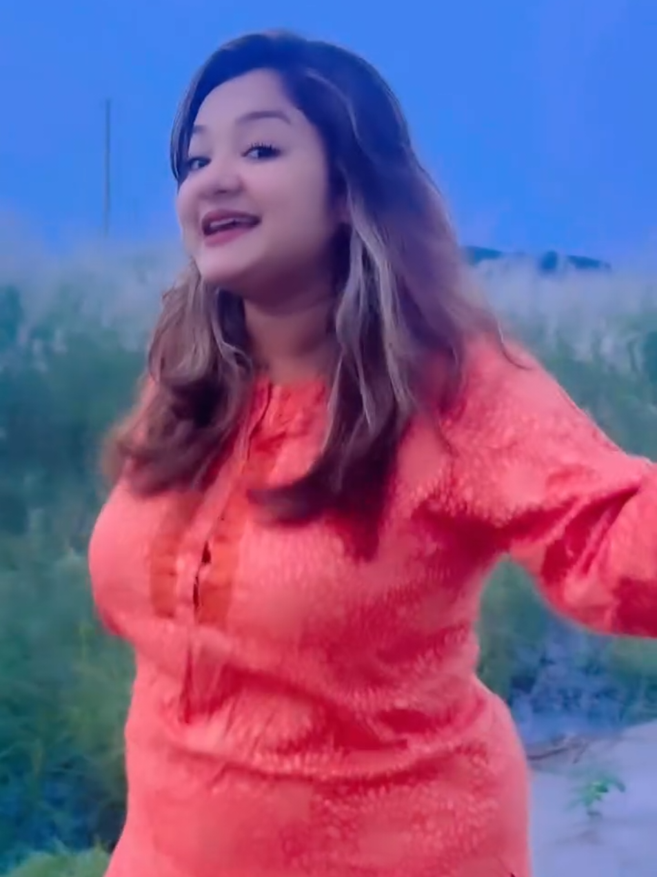 আনন্দ করছেন প্রণমি নাফি #viral #foryoupage #viralvideo 
