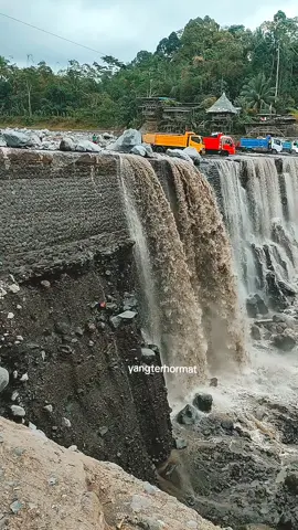 air terjun anyar  #sakdowonedalan🙏🙏✌🤟🤟 