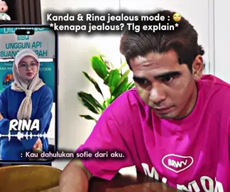 Kenapa dua dua jealous taknak ngaku? Cuba jelaskan? 🙄 [ @c.hzrina @ᴋᴇᴋᴀɴᴅᴀ 🐊 ] #airina #aikekanda #karinaunited #aiteam #fypシ 