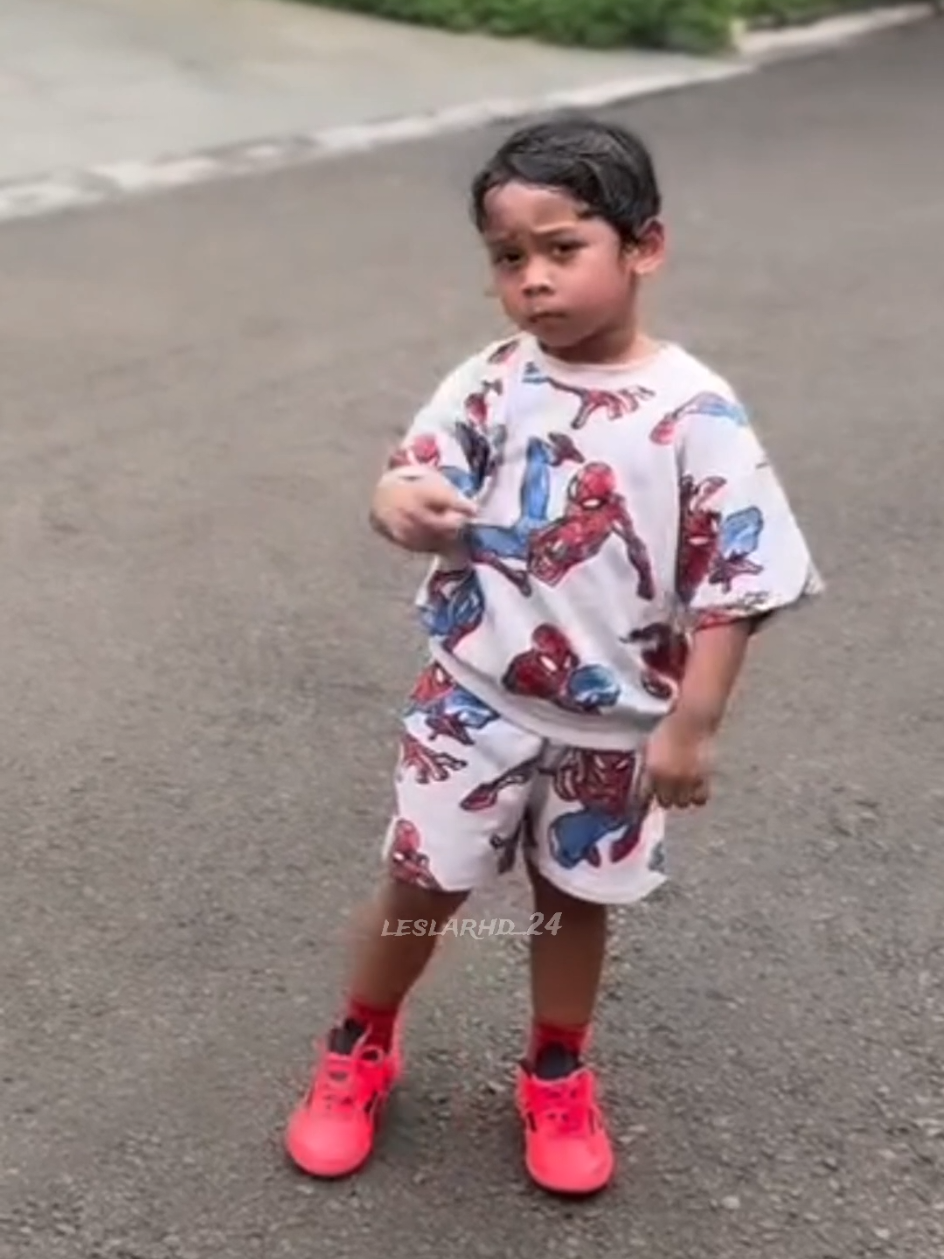 rajin abang..😅😅 #muhammadlevianalfatihbillar #leshiativanabillar #lestykejora #rizkybillar #leslar 