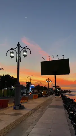 Pantai Tuban & Senja❤️‍🩹🫀#ayoningtuban #4upage #tuban #fypシ゚ #vibessore 