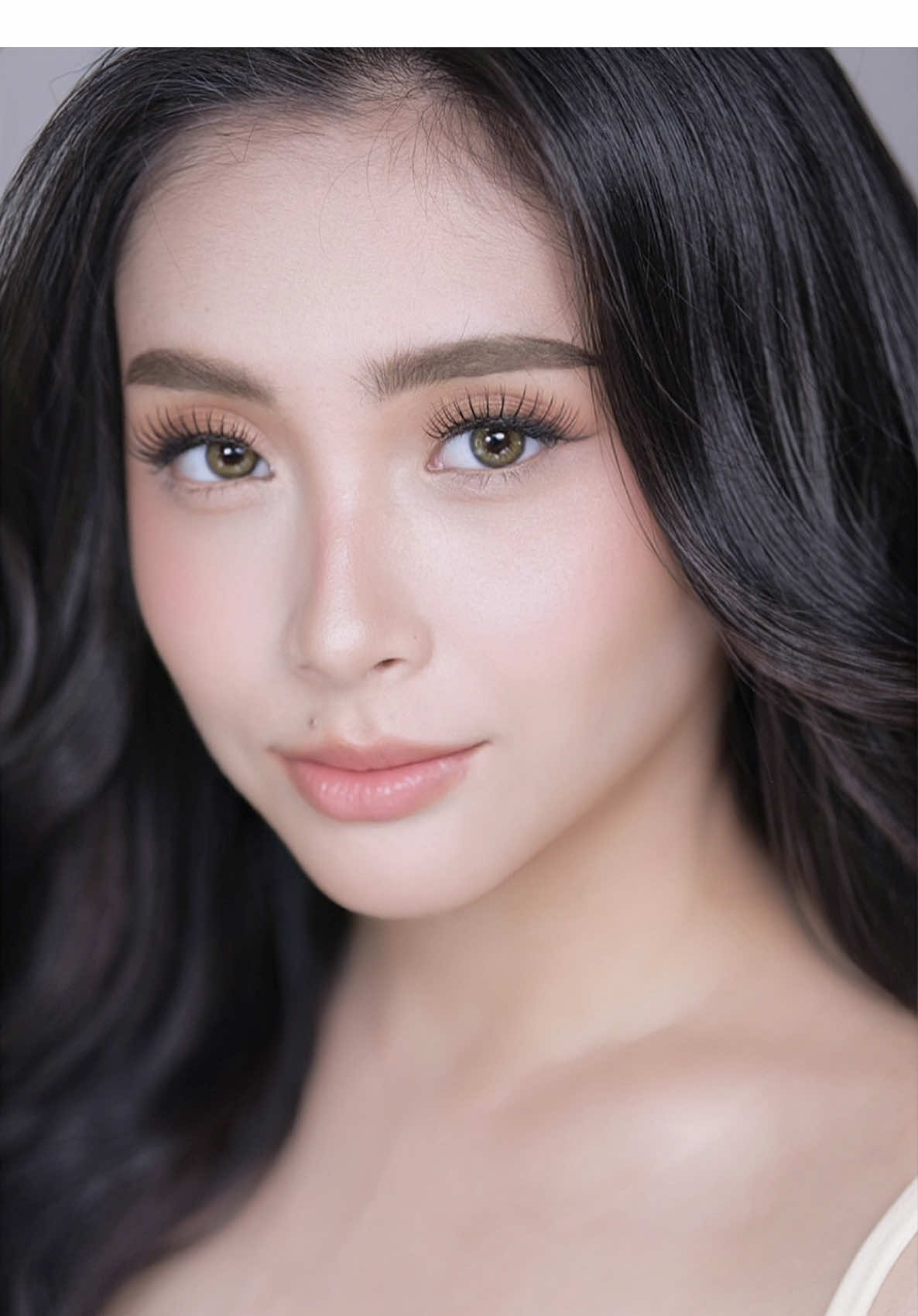 First time to do her makeup ✨ 🌸 @Bea B 🌸 Makeup by Markycreation Hair by @_hairbynicsiebautista #makeupartistqcbased #makeupartistmanila #qcmakeupartist #makaticitymakeupartist #bridemakeupartist 