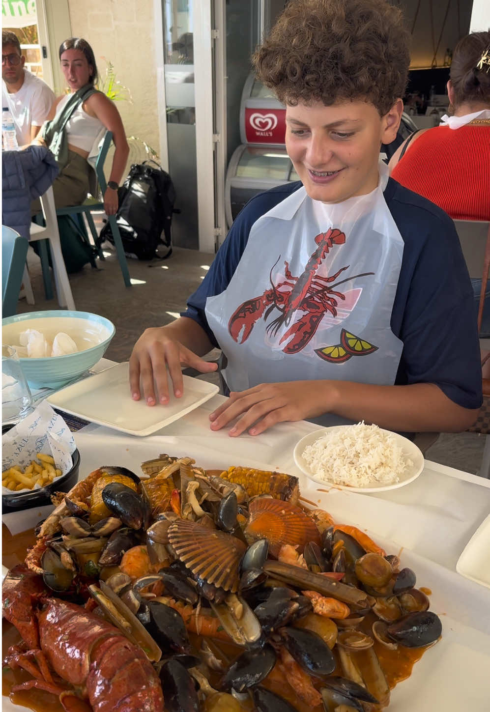 HAPPY SUNDAY Y’ALL ❤️ #seafoodboil #lobster #maltabluegrotto #seafoodlover #lobsterandcrab 