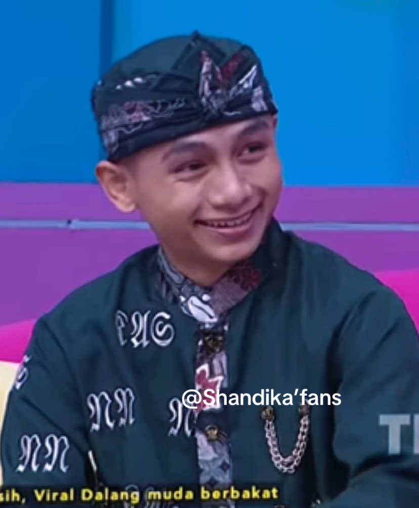 Dalang anom yang sangat berbakat 🔥 @Khanha Ade Kosasih Sunarya @Niar  #khanha #giriharja2putu #dalang #trending #kanhaadekosasihsunarya 