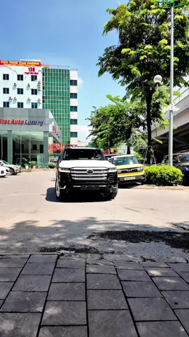 LC300 độ Trung Đông đẹp đến từng chi tiết sắc cạnh 😍#lc300 #landcruiser #toyota #dominhvuong999  
