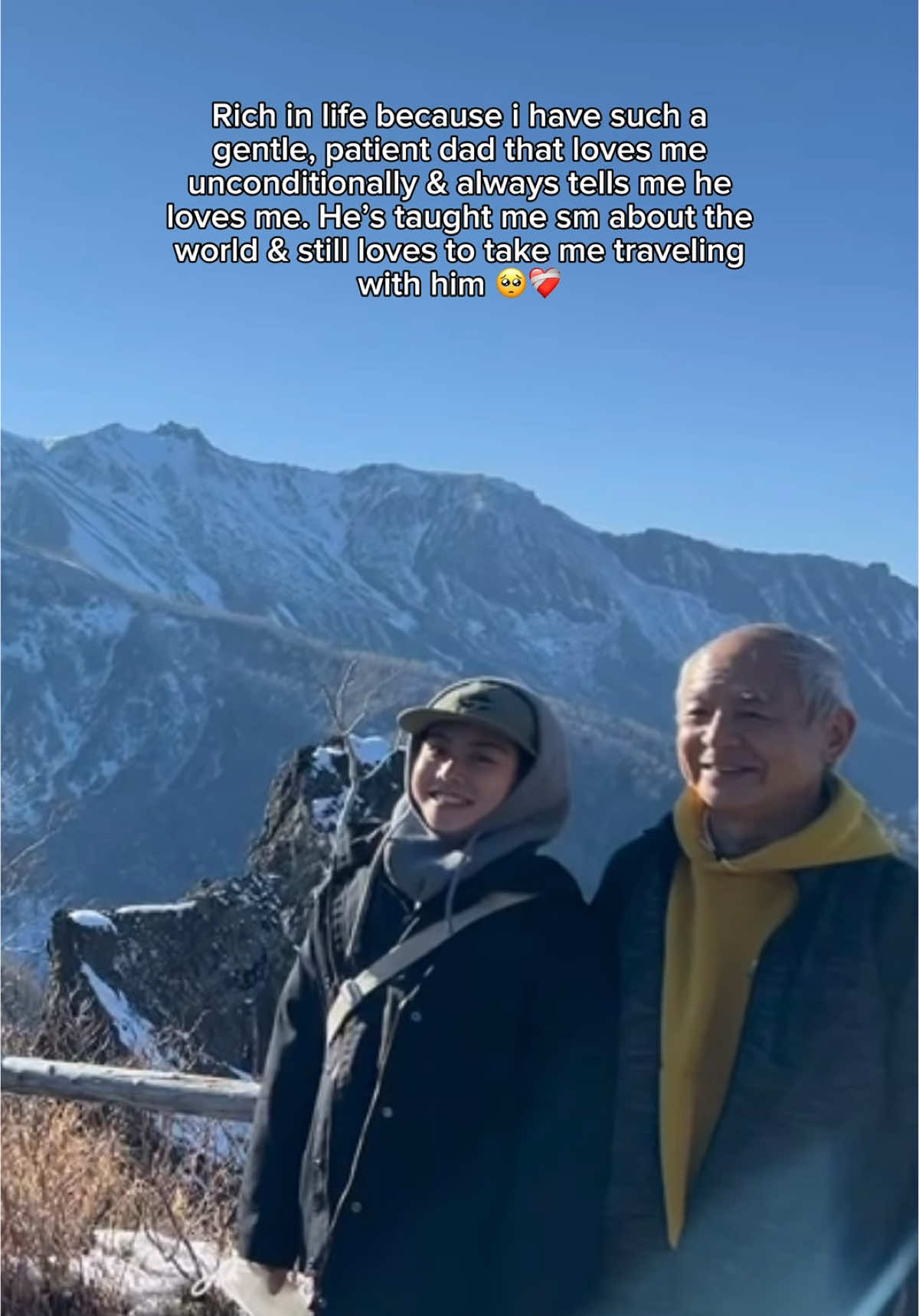 Breaks my heart so much when i see people with daddy issues and a horrible father 💔 you guys all deserve to have a father like mine that loves you unconditionally 🥺🫂 (dw i dont have a good relationship with my mum anyways 😂😂 lol mommy issues) 