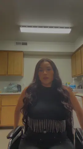 👸🏻 #fyp #momnightout #wheelchairlife 