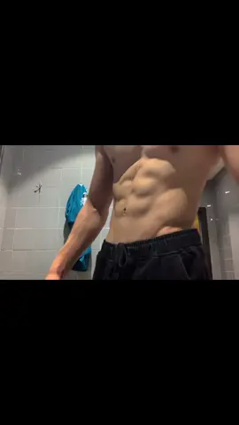 رايكم بل تصميم#fyp #Love  #عضلات_البطن  #كمال_الاجسام  #احبكم_يا_احلى_متابعين 