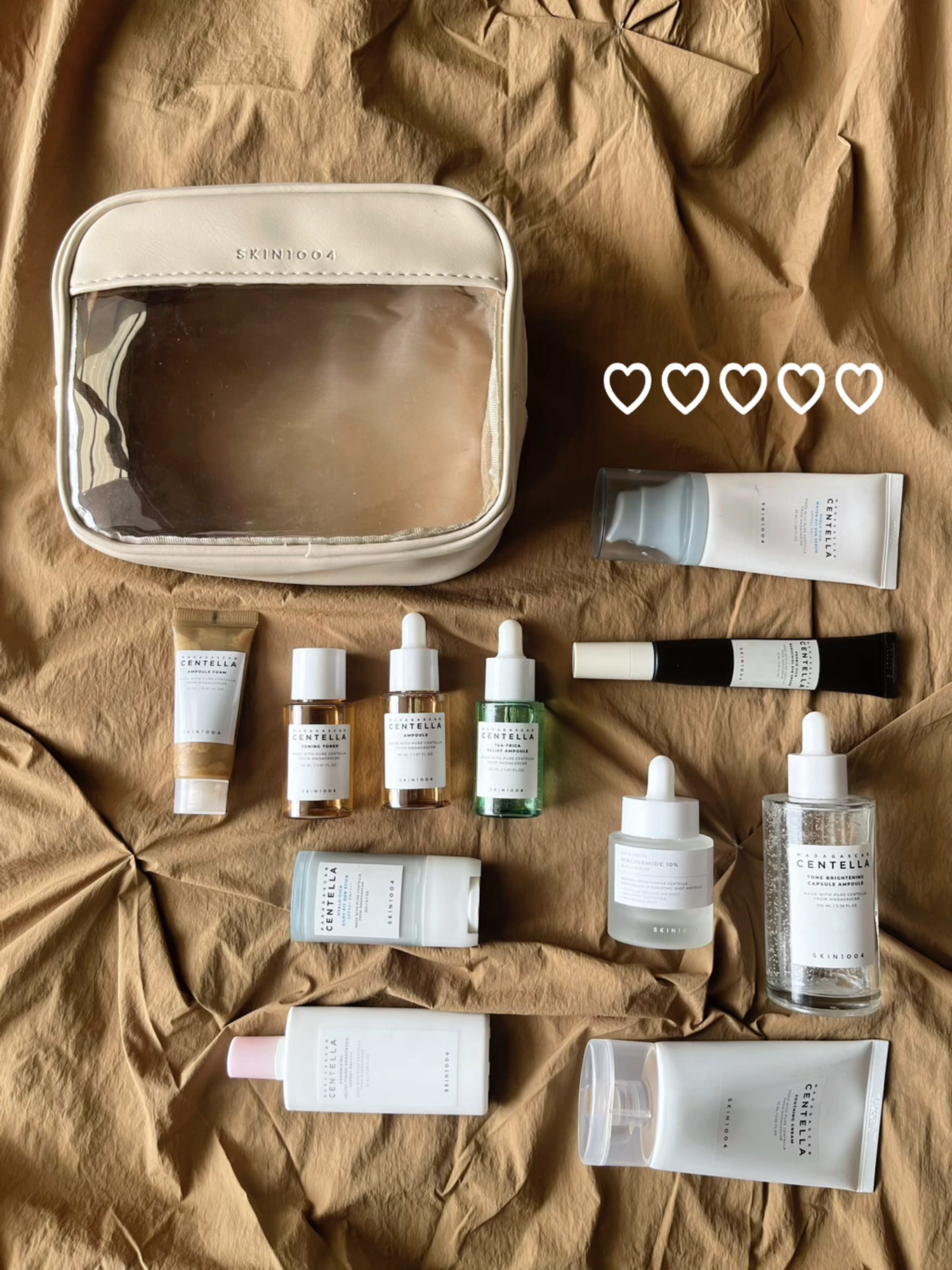 ✨ My fav on-the-go skincare ✨ Ringan, travel-friendly, dan tetap bikin kulit keliatan fresh all day. SKIN1004 always in my bag 💼💙 #LabinNature #SKIN1004 #SKIN1004ID #SKIN1004Indonesia #centella #skincare #skintok #KBeauty #glowingskin