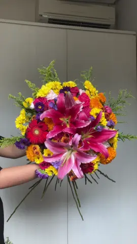 custom grand thumbelina 🫶🏻 #thumbelina #thumbelinabouquet #bouquet #floristjkt 