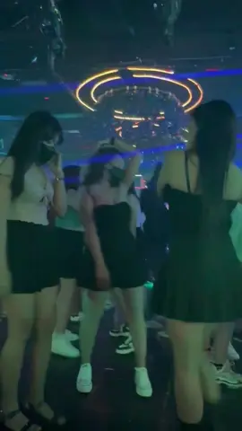 Hidup sebahagia ini…yg tidak berkontribusi cut off 🫵🫵 #fyppppppppppppppppppppppp #masukberandafyp #exoclub_taichung_l6🇹🇼🇮🇩 