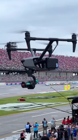 Feel the rush of NASCAR with DJI Inspire 3. 🏎️ From precision dual-control to stunning aerial imaging, every twist, turn, and blur is captured with cinematic clarity. Created by: beverlyhillsaerials stephenszot caleb.descognets headsupfpv #DJIRonin #DJIInspire3 #NASCAR #RaceCar #RacingFootage