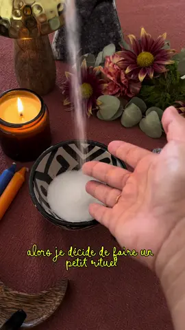 Un passage sacré, un moment d’équilibre entre lumière et obscurité… À travers ce rituel, j’accueille le nouveau cycle : récolter, lâcher-prise et avancer avec sagesse. #witchcraft #witchtip #mabon 