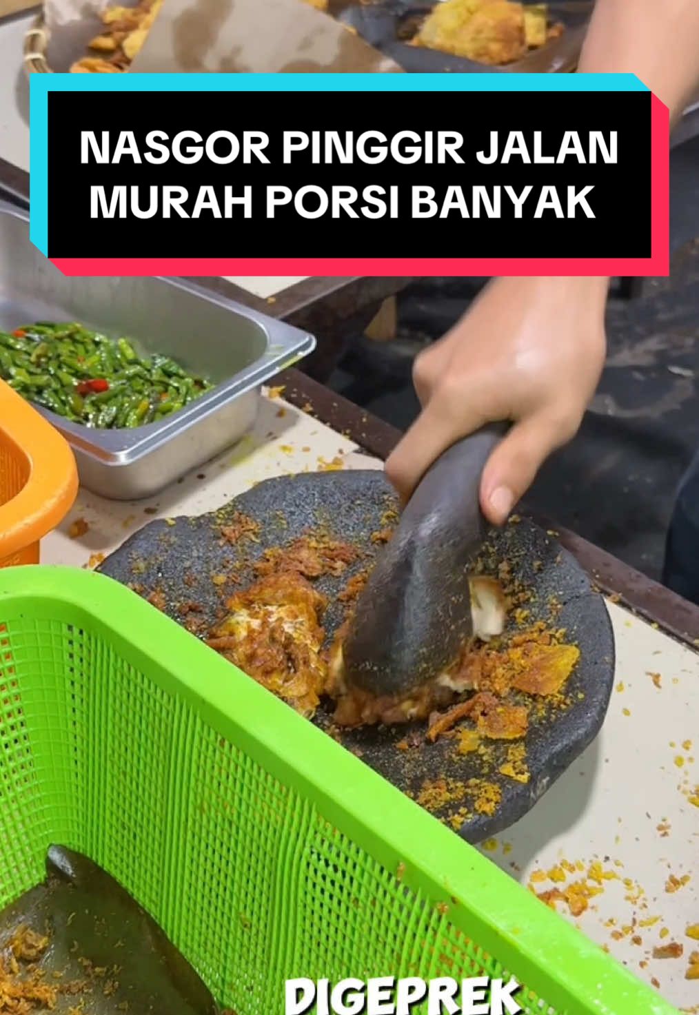 Nemu Nasgor enak lagii, ada yang langganan disini ? #explorinary #nasigoreng #nasigorengmakwi #kulinerbandaaceh 