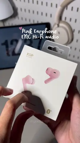Suara jernih, noise hilang. Earphone ENC memberikan pengalaman audio berkualitas premium—musik dan panggilan lebih jelas, fokus tetap terjaga.🤩 #kiipdts9 #kiipearphone #earphone 