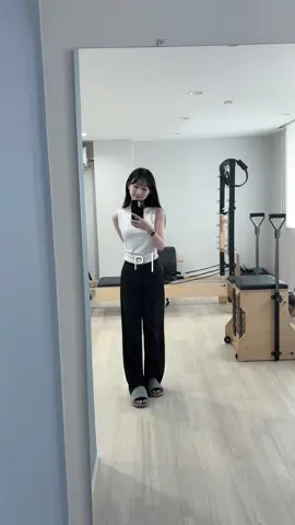 お仕事Vlog🤍#ピラティスインストラクター #pilatesgirl #pilatesworkout #姿勢改善 #社会人vlog 