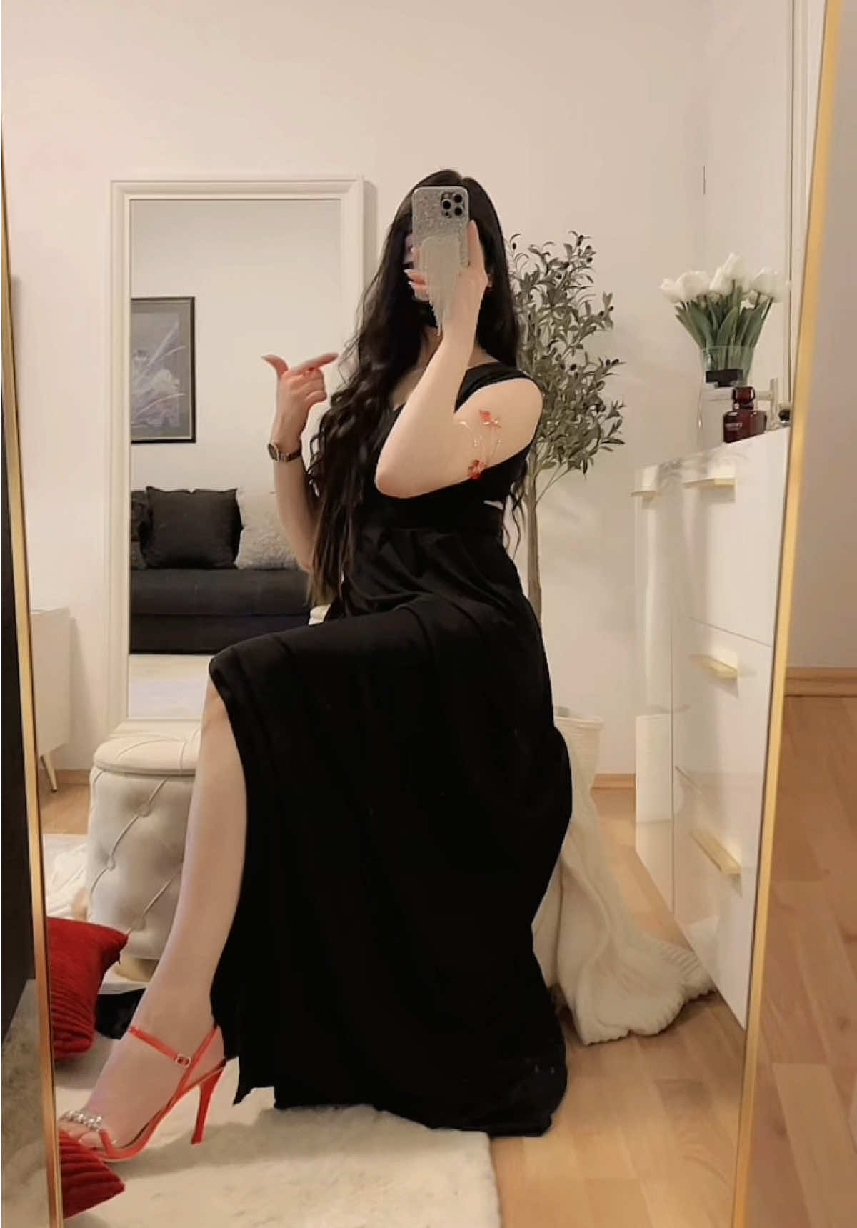 Raqebanu🫣🖤#itzSelena🦋 #Gorgeouss🖤 #capcut #naziaiqbal 