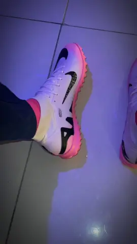 Finally’>>Airzoom 😂🔥😍#airzoom #football #footballboots #nike #foryouu 