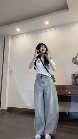 1 trái tim gửi đến các bạn flowers 😍 #jeans #ongrong