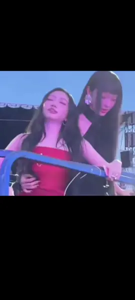 Thích cái anh iu ôm eoo #emxinhsayhi #orangesinger #emxinhsayhi2025 #mymyismeh 