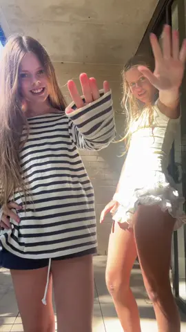 fine 5,9  #TheBondiBlondes #fyp #fypシ゚viral #dance #duo 