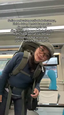 Jngn sakiti hati seseorang,agar doa nya tidak MEMPERSULIT hidupmu.