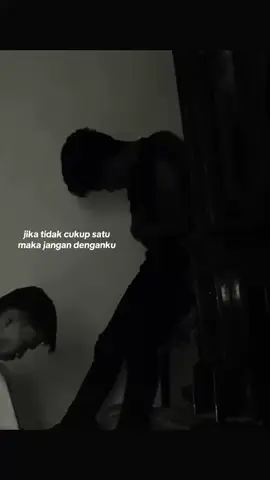 menjauhlah nona 😌 #fyppppppppppppppppppppppp #surabayapalsu #funkotsurabaya #foryoupage #fypシ @𝘔𝘢𝘻𝘉𝘩𝘢𝘺𝘰𝘯𝘬𝘻'-99' 