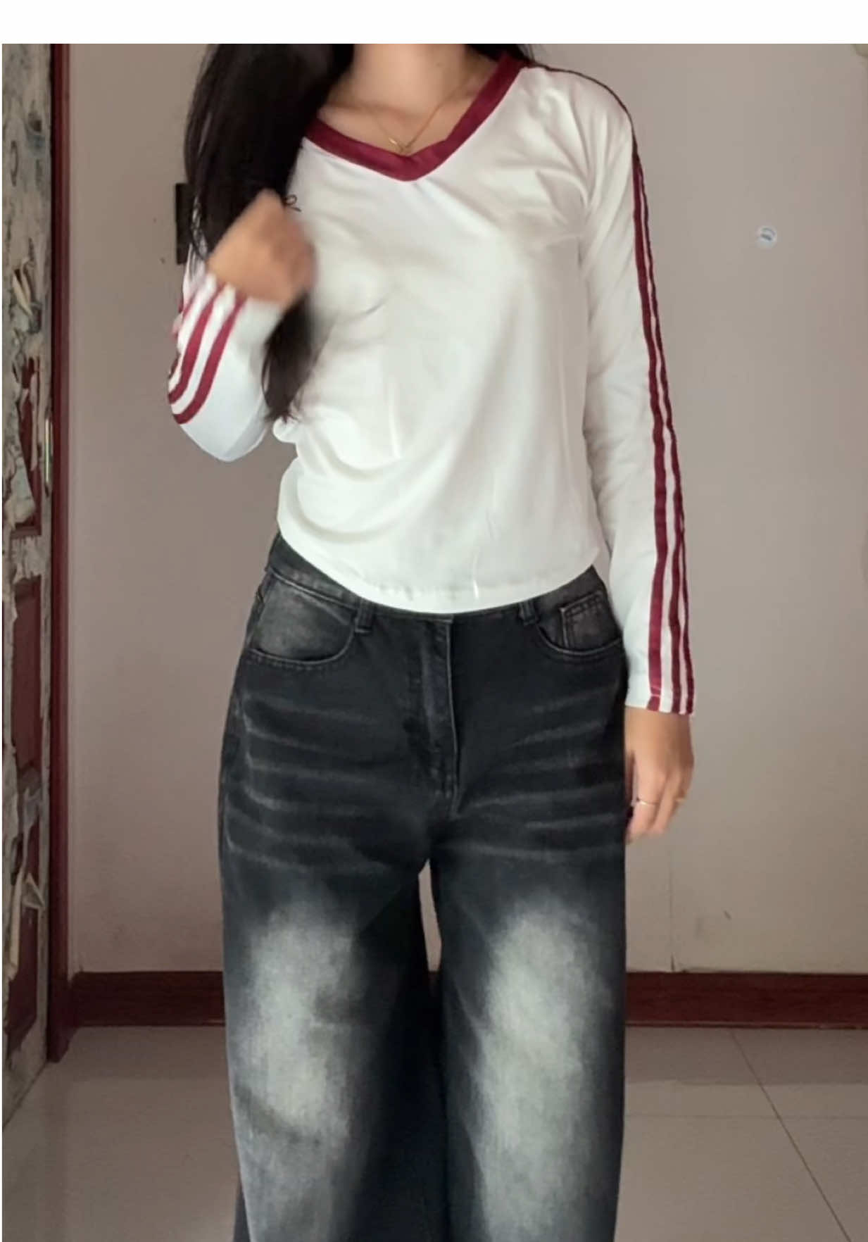 🎀🎀 #เสื้อยืด #เสื้อยืดแขนยาว #เสื้อรัดรูป #กางเกงยีนส์ #baggyjeans 