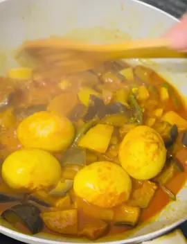 আলহামদুলিল্লাহ সব কিছুর জন্য #videoviral #FoodLover #banglifood 