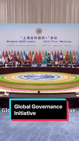 کوردی/عربي/English زنجیرە بڵاوکراوەکانی دەستپێشخەری حوکمڕانی جیهانی (1) ڕۆژی دووشەممە سەرۆکی شی جینپینگ چین  لە کۆبوونەوەی ڕێکخراوی هەماهەنگی شەنگەهای (SCO Plus) لە تیانجین پێشنیاری دەستپێشخەریی حوکمڕانی جیهانی (GGI)ی کرد. دەستپێشخەرییەکە لەسەر پێنج بنەما دامەزراوە: پابەندبوون بە یەکسانی سەروەری، پابەندبوون بە سەروەری یاسای نێودەوڵەتی، پراکتیزەکردنی فرەلایەنی، بانگەشەکردن بۆ ڕێبازێکی سەرنج لەسەر گەل بێت و گرنگیدان بە کردەی پراکتیکی. ‏‎ــــــــ ـــــــــ ـــــــــ ـــــــــ ـــــــ سلسلة منشورات 