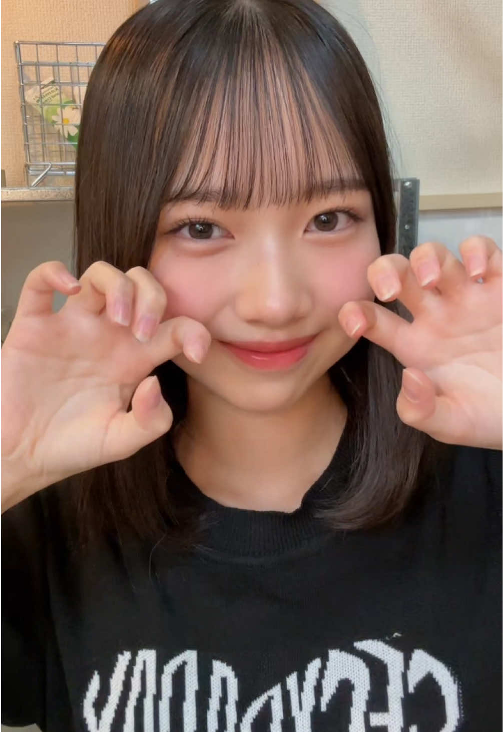 今日はずっと家でだらだらしてた🙈🌀 みんな今日何したのー❔ #fyp #fypシ #おすすめ #中学生 #lookatthesea 