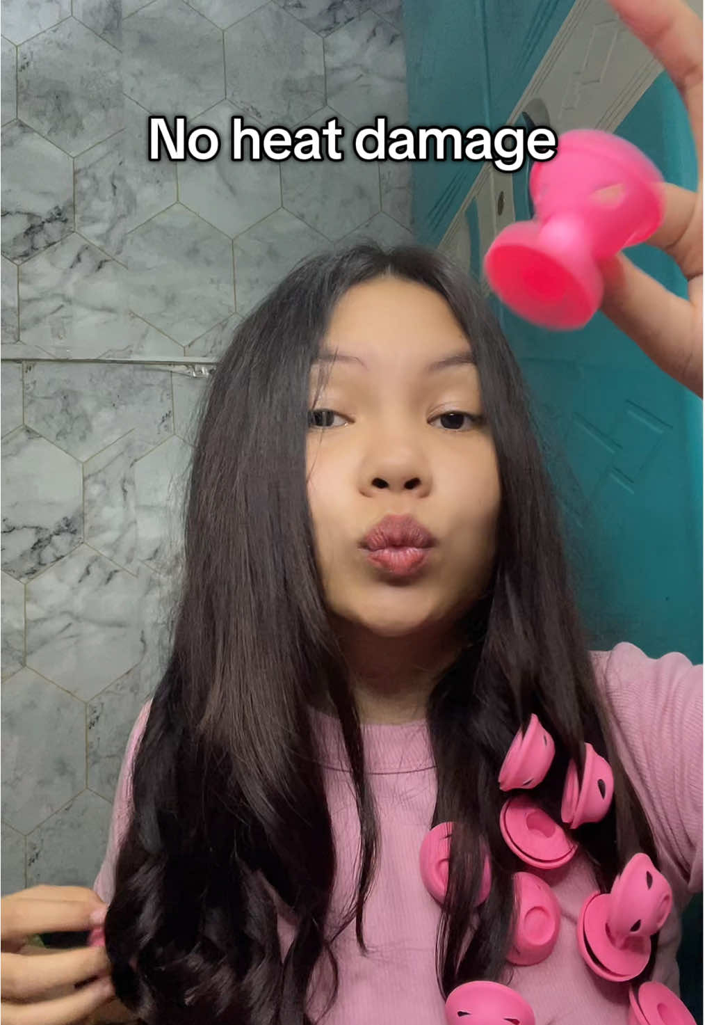 Curly hair goals without the damage? 🌀✨ Mushroombell Heatless Hair Curler is the secret! walang init — affordable pa, easy gamitin, at safe for all hair types 💕 #NoHeatNoDamage #Mushroombell  #heatlesshaircurler #heatlesspangkulot #haircurler 