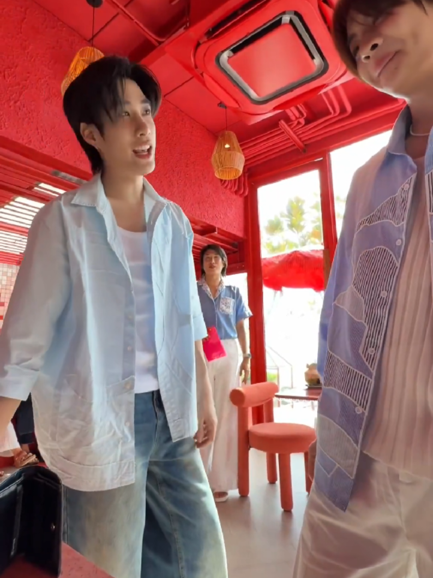 เมื่อศิลปินมาในรูปมิจแท้มากกก มิจฉาชีพ555555 @SweetDay8510 #tlefirstone #firstone_wnk #tle_mtm @Firstone @ว้อทอีฟ - What if 