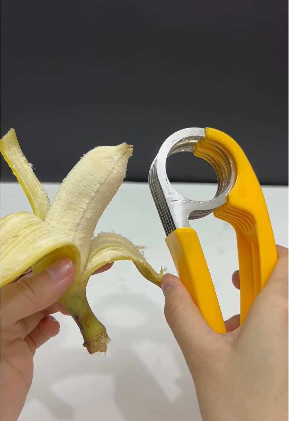 Can it cut scallions, vegetables, garlic, peppers, ginger, bananas?#satisfying 