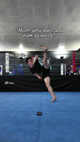 It’s the 900 kick’s fault #KickTutorial #TaekwondoTikTok #MartialArtsTraining #Fyp #ViralVideo