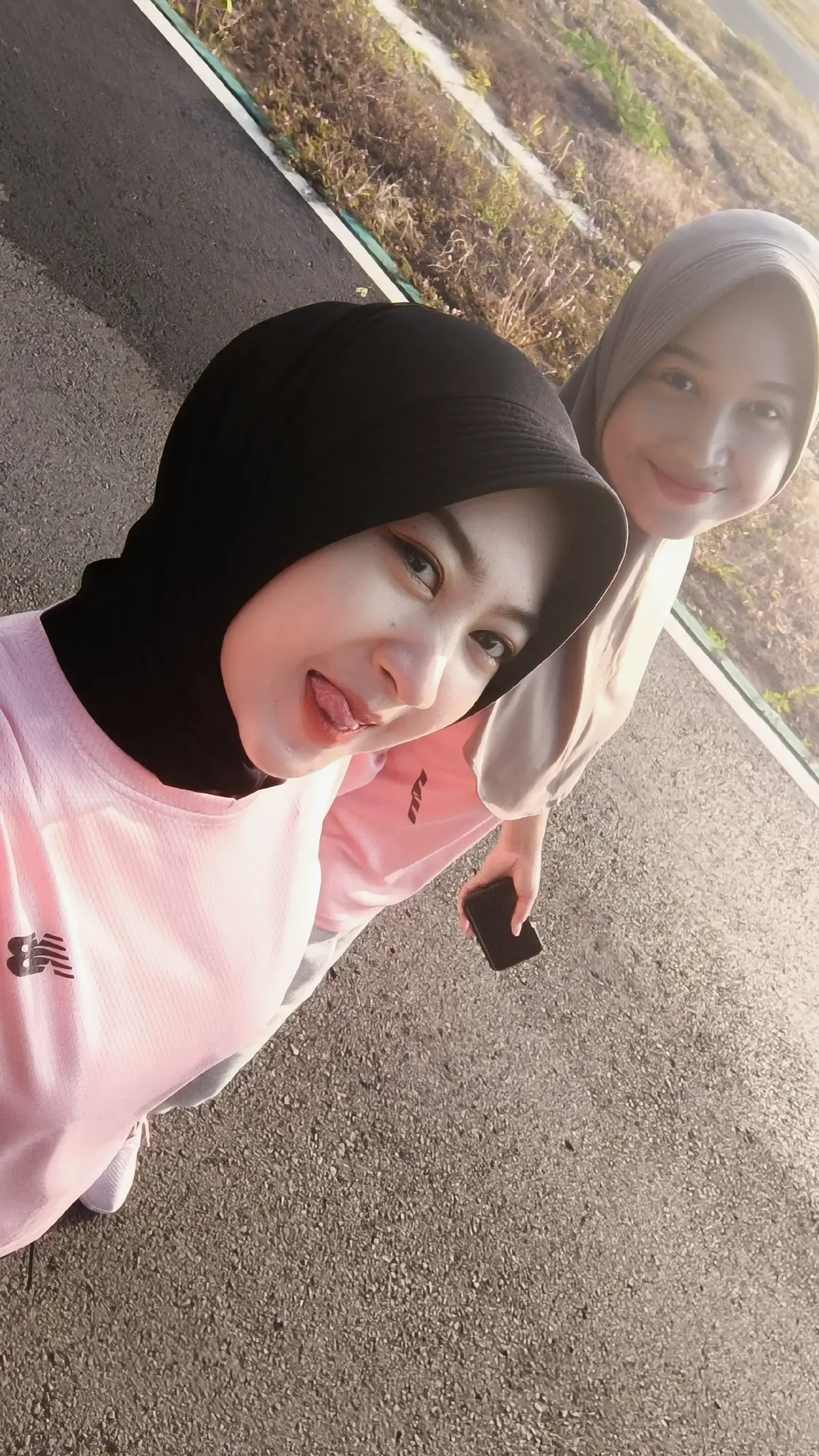 jam 6 udah silau🙂‍↕️