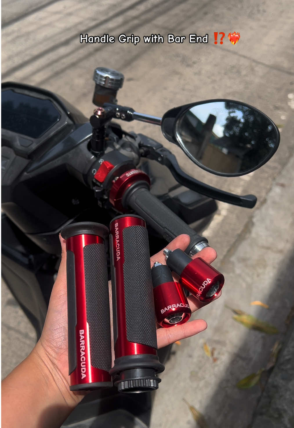 CNC Barracuda Handle Grip with Throttle and Bar End #handlegrip #barracudahandlegrip #universalhandlegrip #motoraccessories #motorcycle 