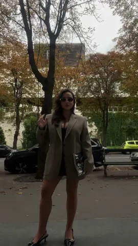 paris fit check 🩶 #outfitinspiration #outfitinspo #fyp #foryou #paris 