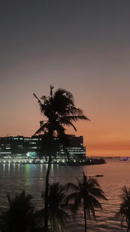 Sunset 21 Sep🖤 #sunset #beachvibes #pantailosari #kotamakassar #fyppppppppppppppppppppppp 