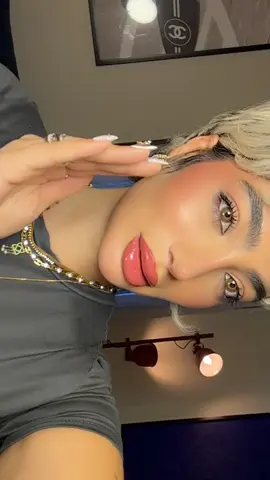 كل بنت لازم يكون عندها هالعدسه 😭😭تينن رقمها ٧٢٥٤ في بوتيكي! الرابط بالبايو 