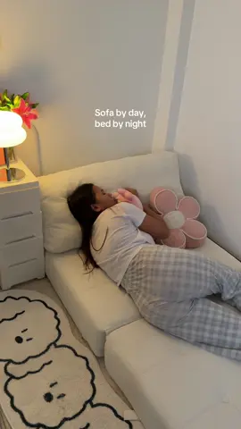Your sofa bed for life!! ✨ #sofabed #dreame #tofusofabed #dreamemattress #foldablebed 