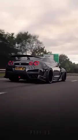 Very pleasant to the ear. 📸😎 #gtrr35 #nissan #twinturbo  #rb26 #jdm #car #sportcar  #jdmcarsoftiktok #fyp 