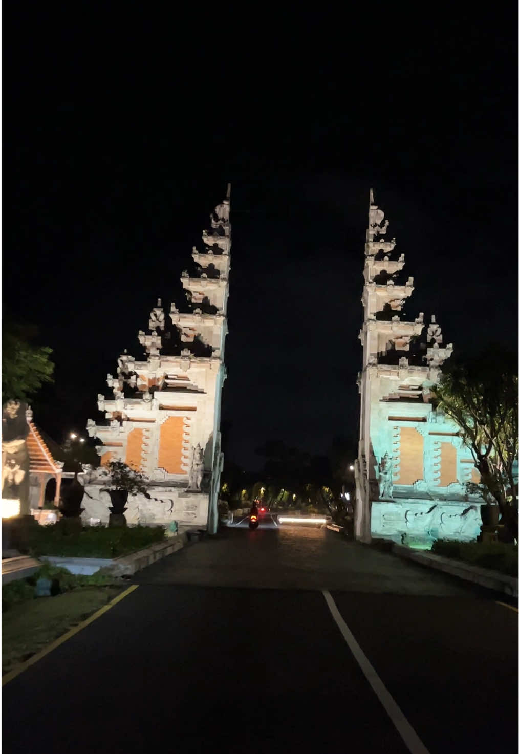 Kawasan ekonomi khusus ITDC Nusa Dua 🌺🌸🌼 #nightride #aesthetic #storyvibes #nusadua #Bali 
