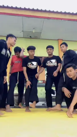 lanjut tren apa? #fyp #foryou #foryoupage #silat #psht #trend 