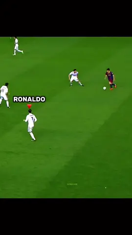 Ronaldo 🐐 Humiliating Skills vs Barcelona ☠️ 👑#ronaldo #skills #barcelona #footballtiktok #videoviral 