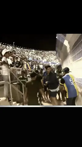 ايش اللي صار اها اها 😂#foryoupage #explore #capcut #eplfootball #comedia 